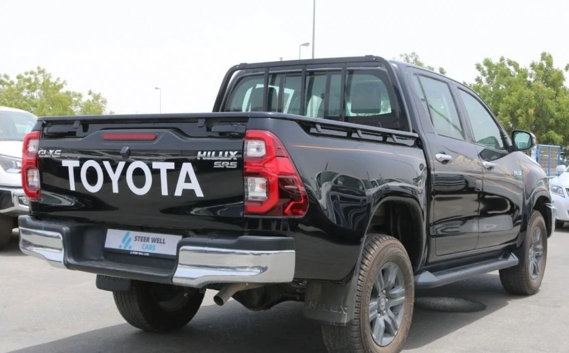 2022 Toyota Hilux GLX in Black for Sale in UAE