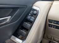 Toyota Land Cruiser VXR 300 2022 – White