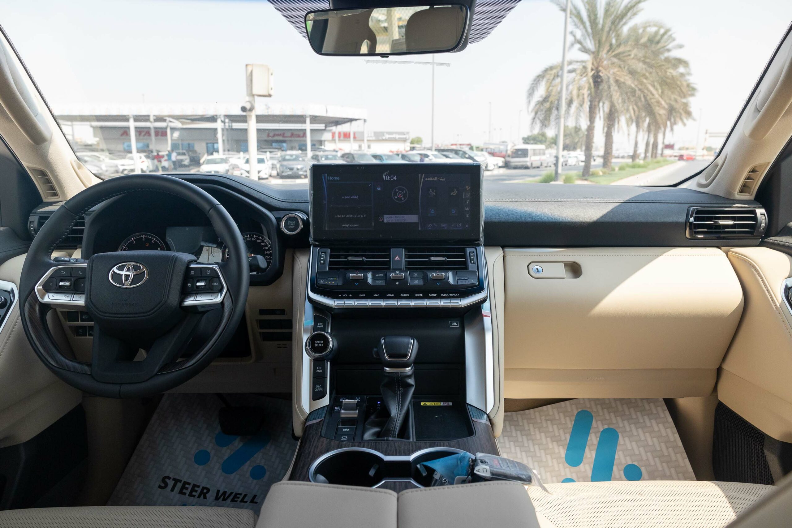 Toyota Land Cruiser VXR 300 2022 – White