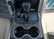 Toyota Land Cruiser VXR 300 2022 – White