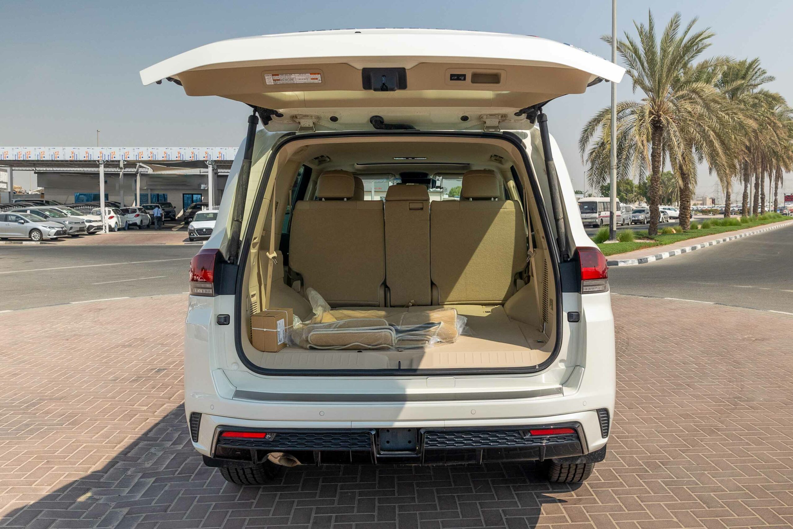 2022 Toyota Land Cruiser VXR For Sale In UAE