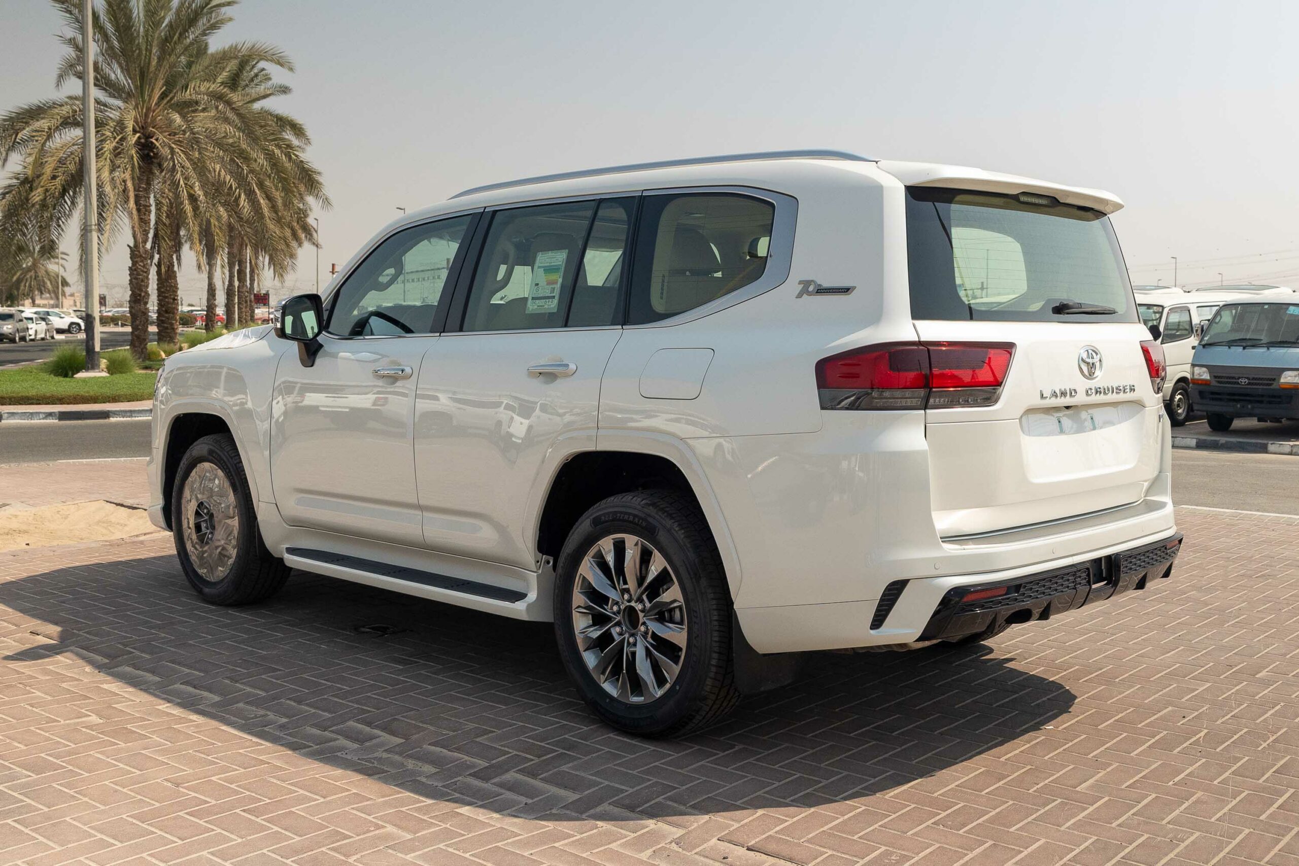 2022 Toyota Land Cruiser VXR For Sale In UAE
