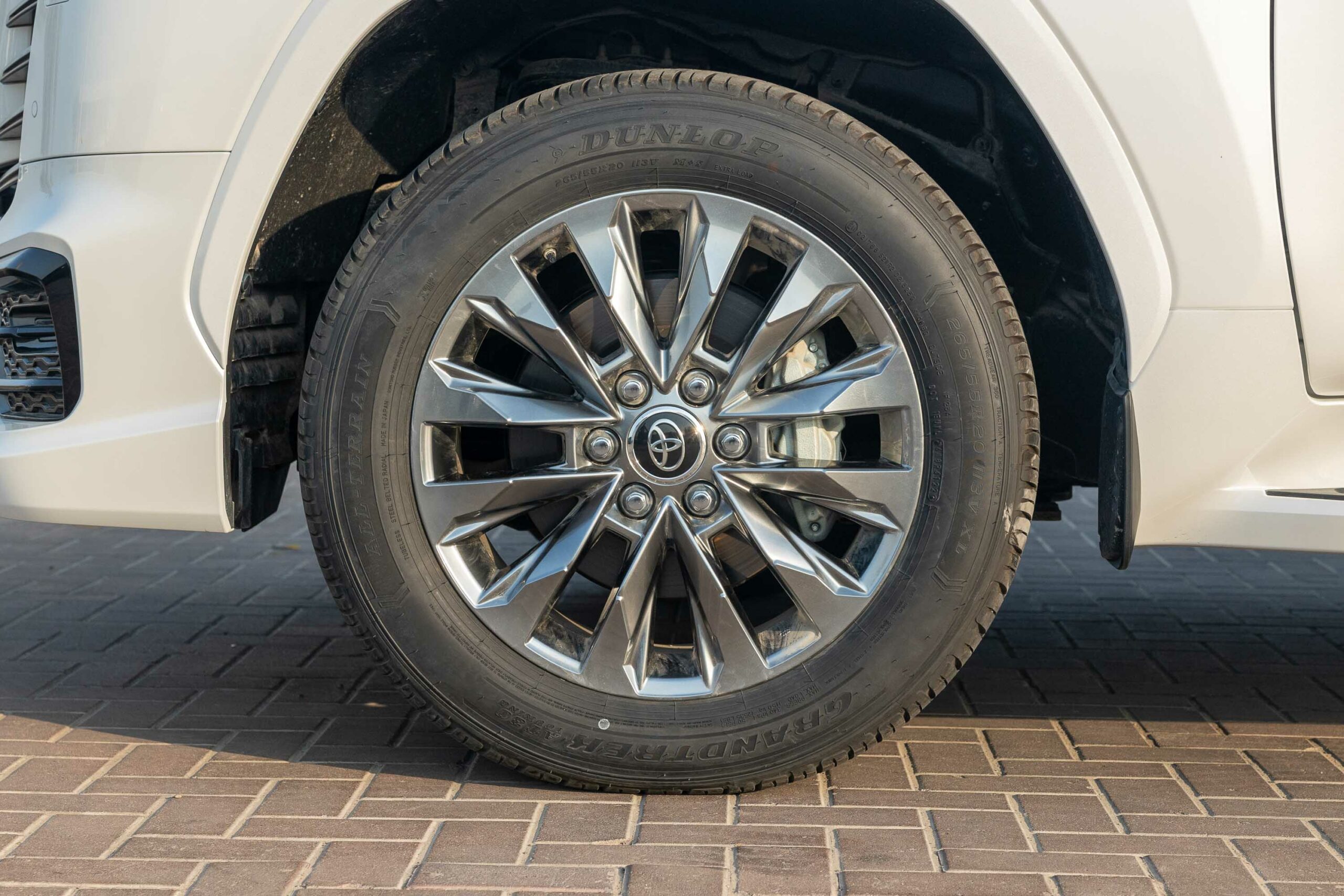 2022 Toyota Land Cruiser VXR-Z For Sale In Dubai,UAE