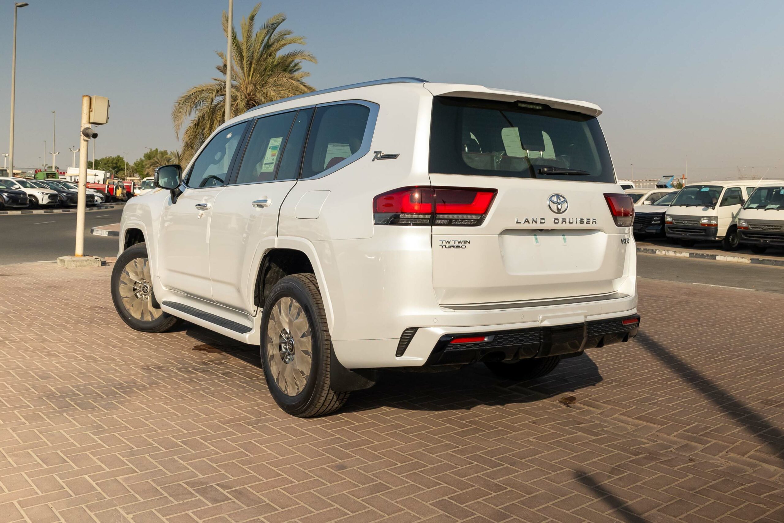 2022 Toyota Land Cruiser VXR-Z for sale in Dubai