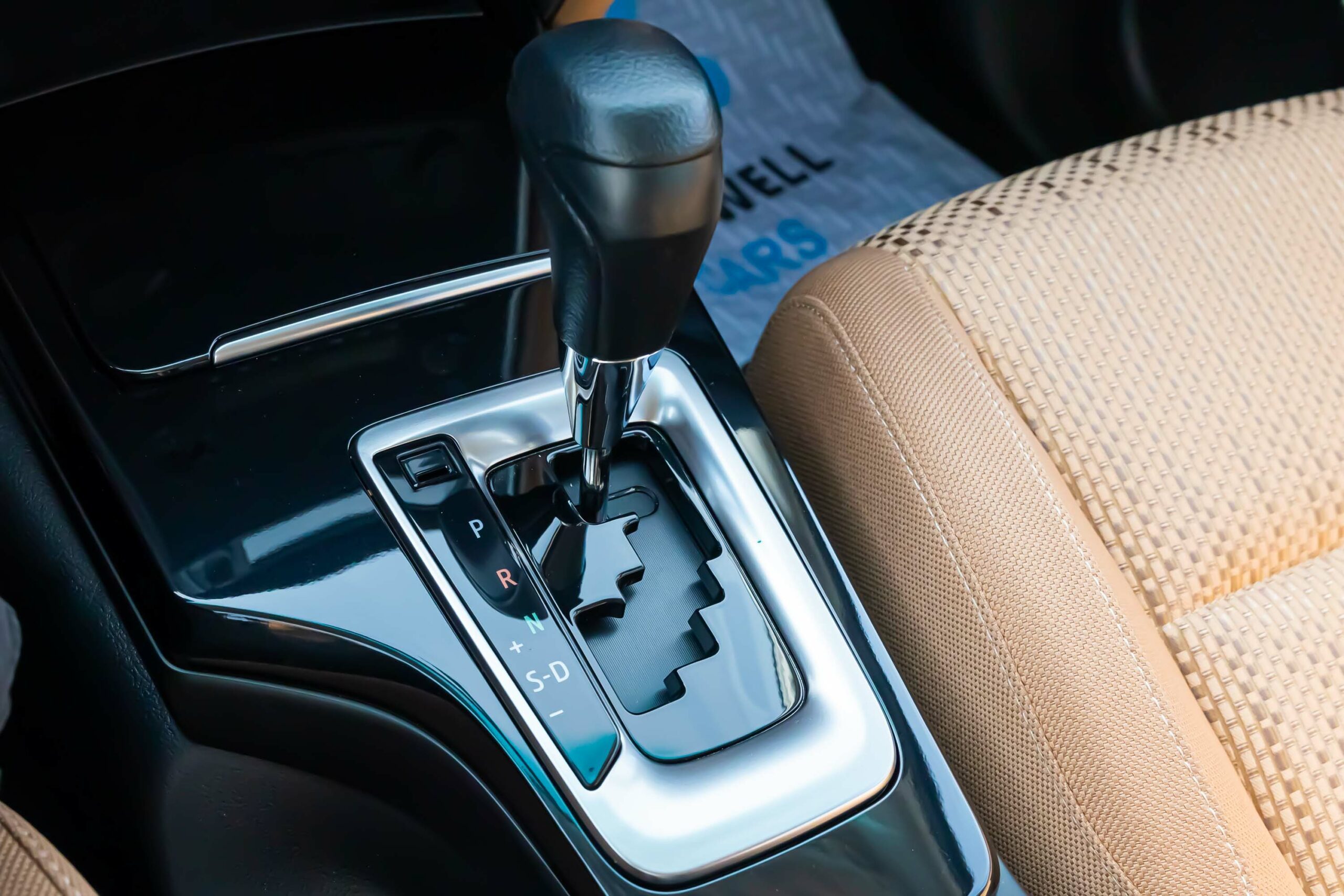 2023 Toyota Fortuner E – Black