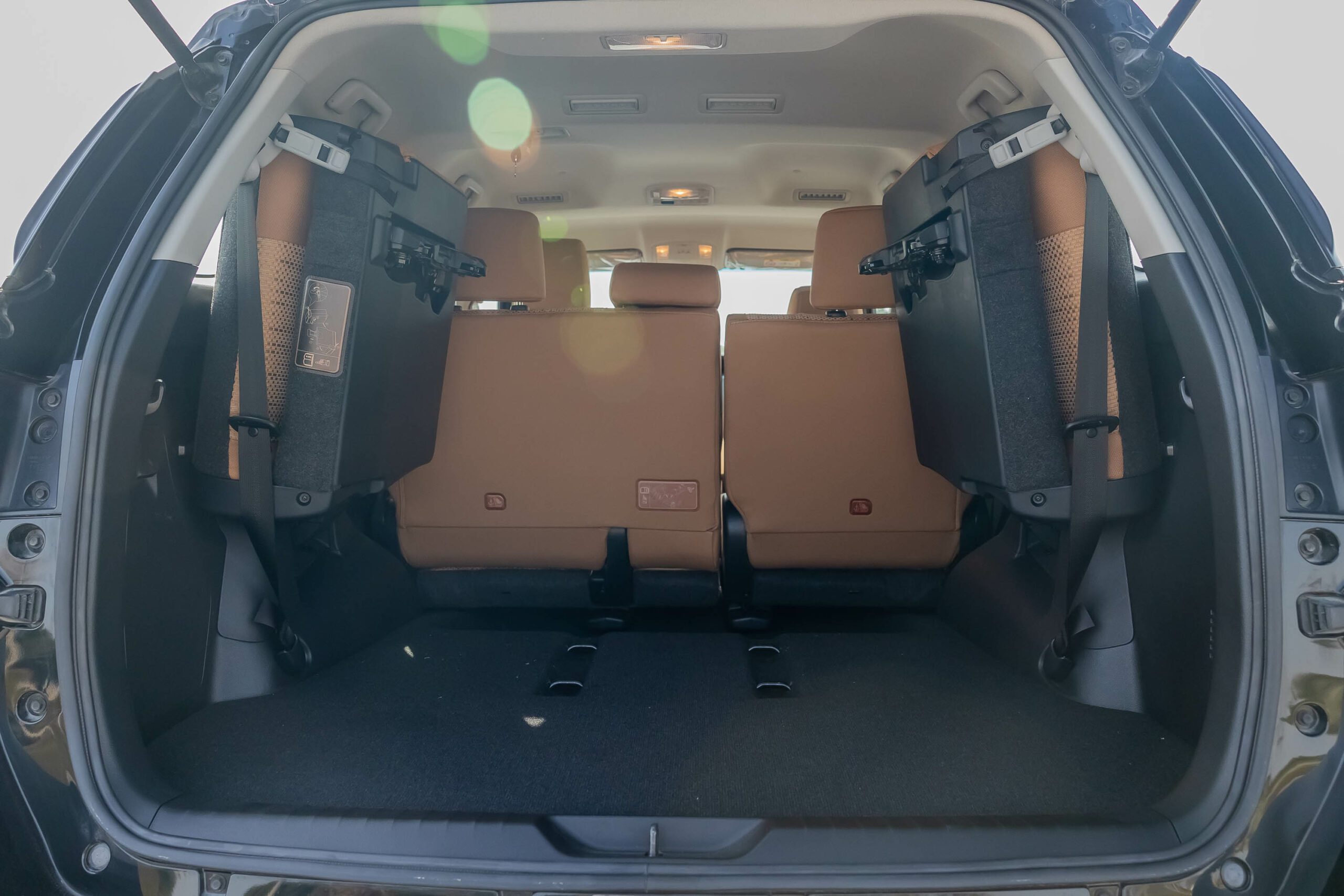 2023 Toyota Fortuner E – Black