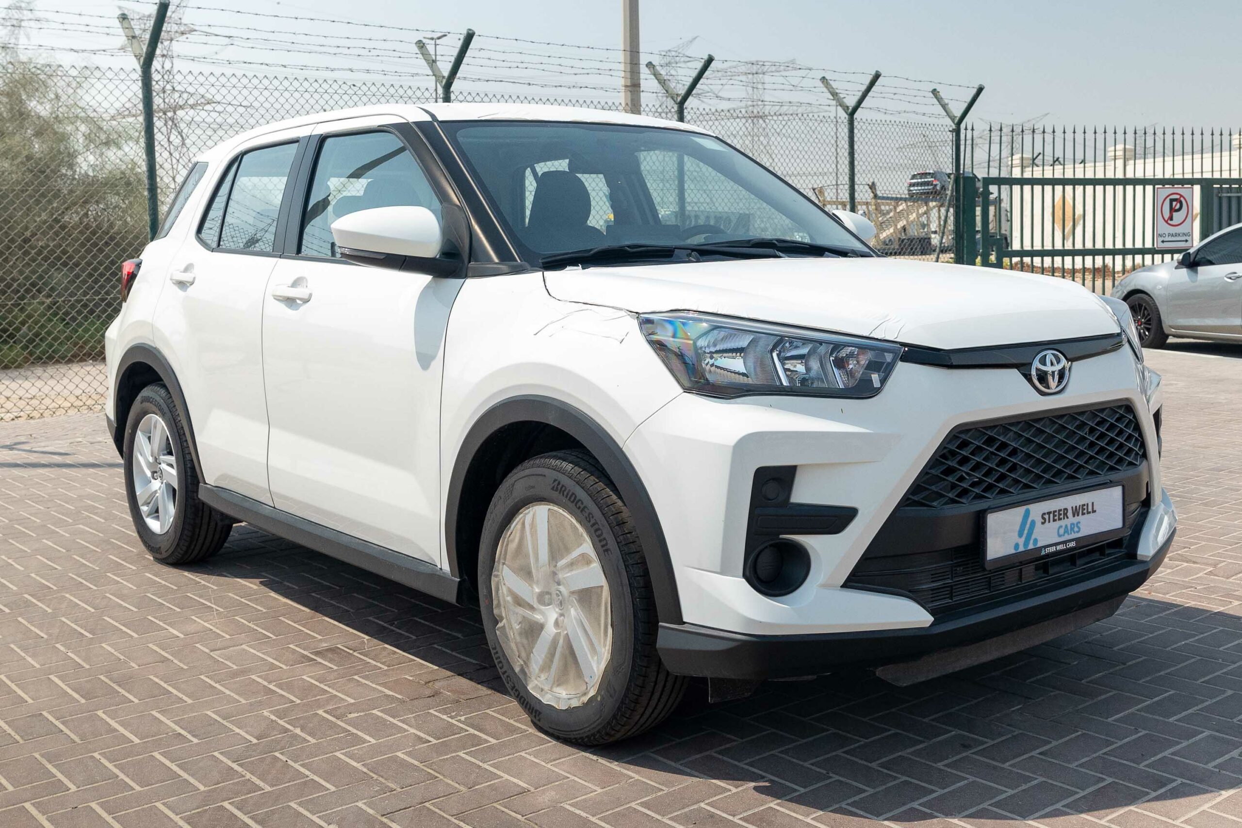 Toyota Raize 2023 E For Sale In UAE