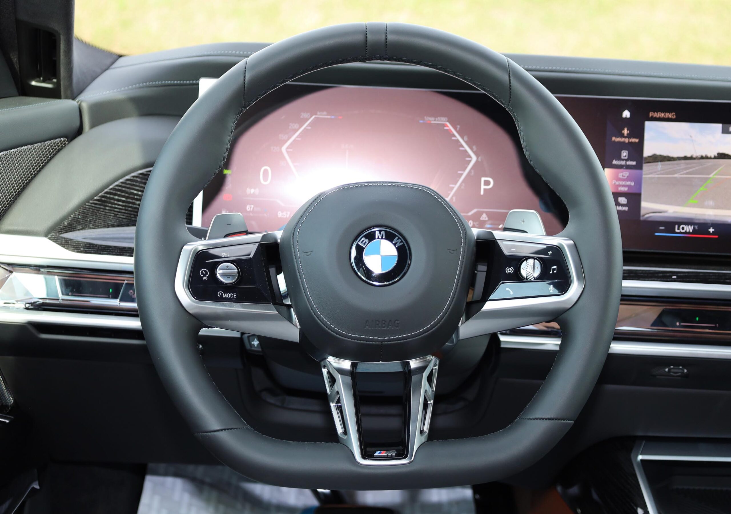 2023 BMW 7 Series 735i