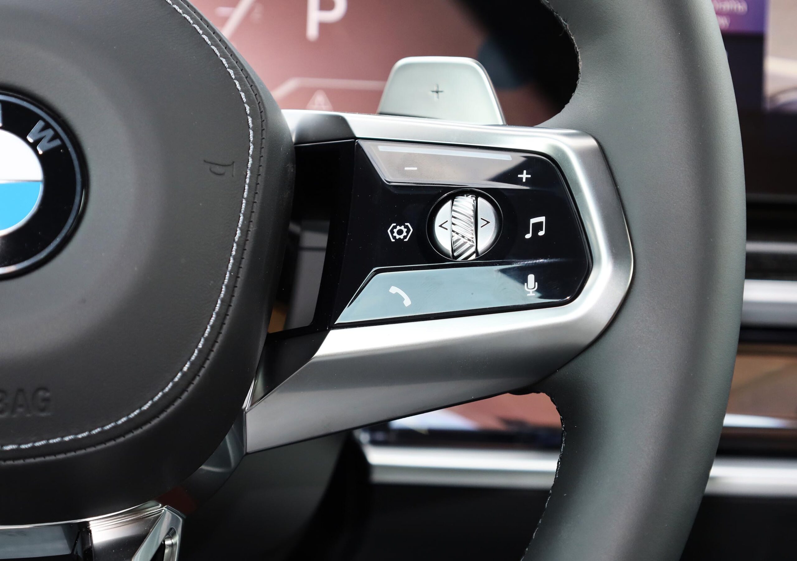 2023 BMW 7 Series 735i