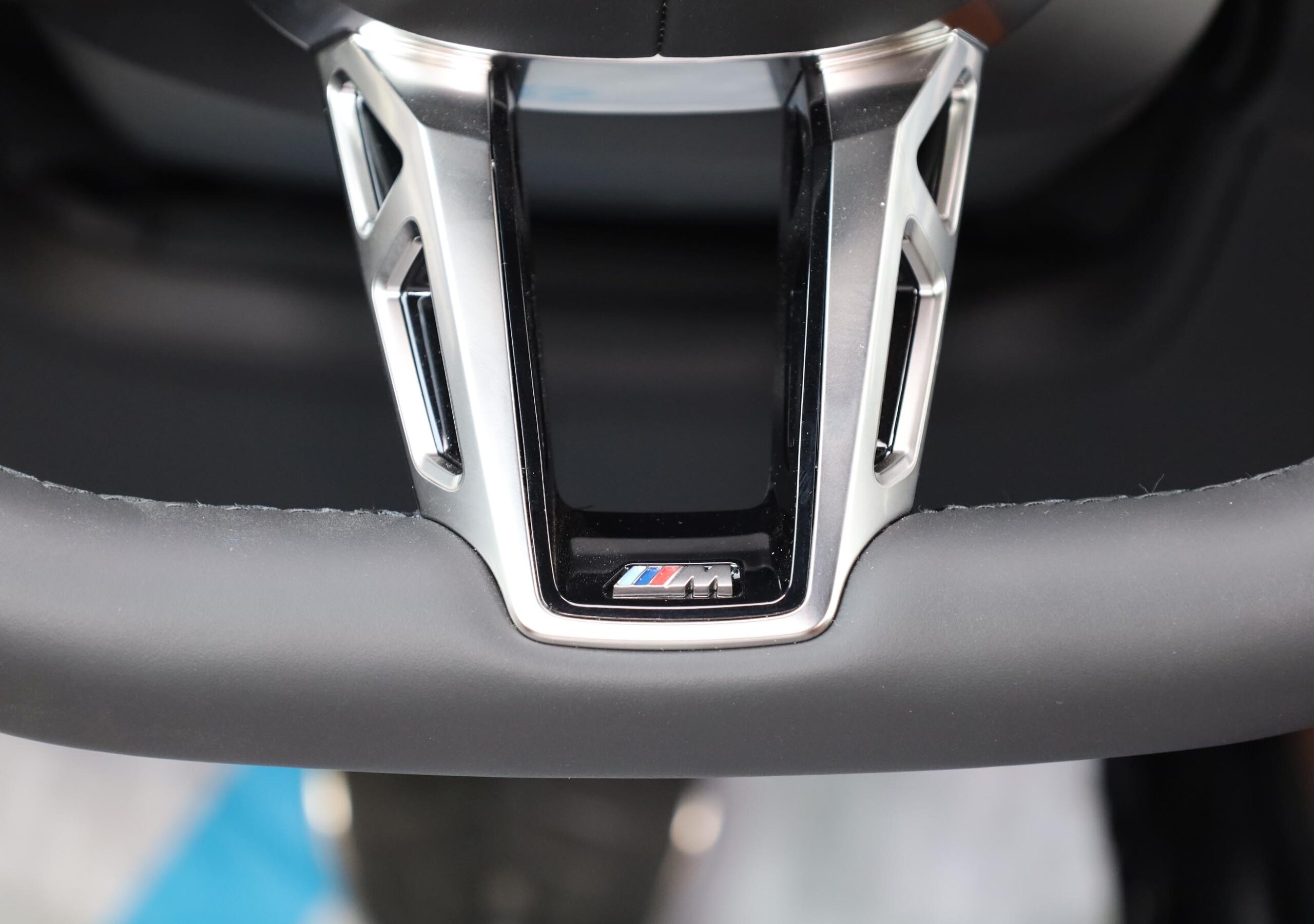 2023 BMW 7 Series 735i