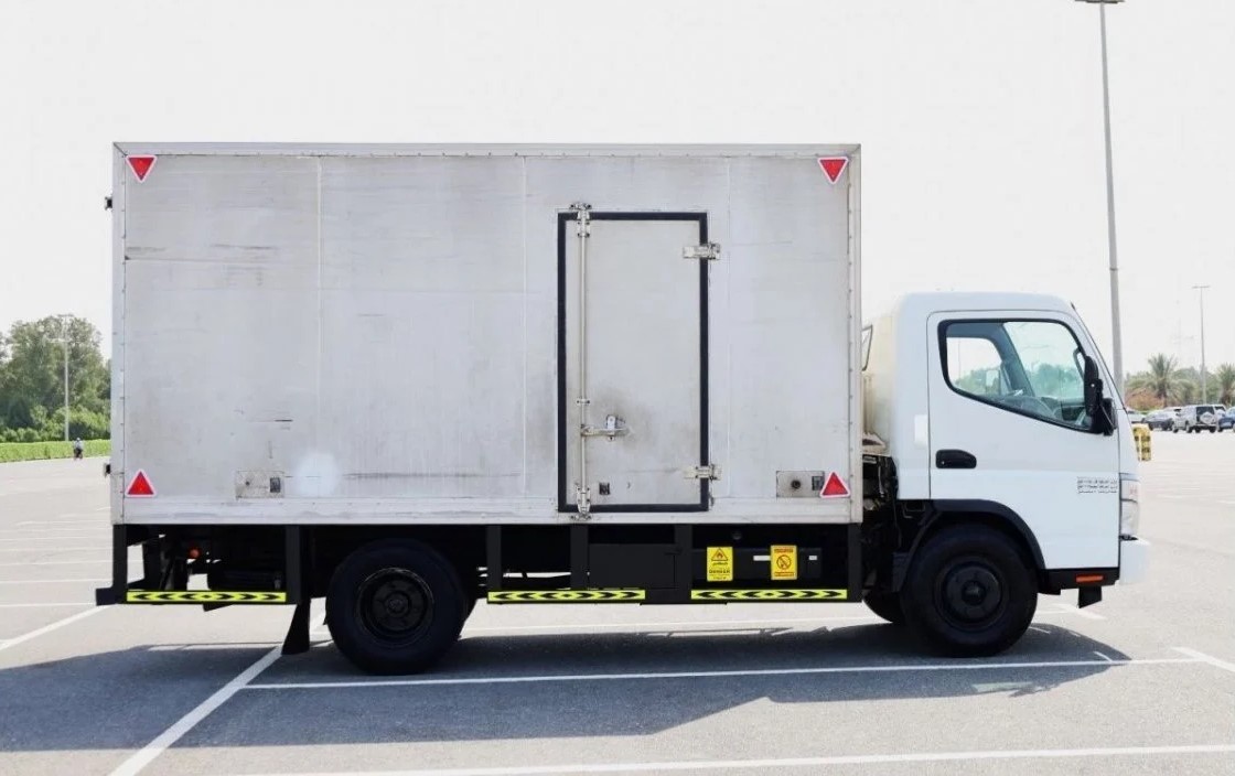 Insulated Box Truck For Sale In UAE