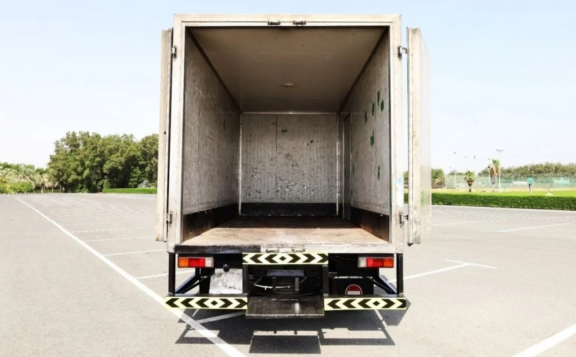 Insulated Box Truck For Sale In UAE