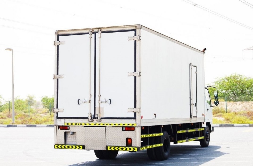 2014 Mitsubishi Fuso Freezer Box For Sale In UAE