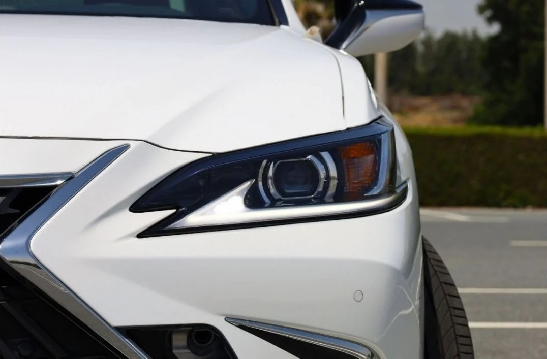 Lexus ES300 For Sale In UAE