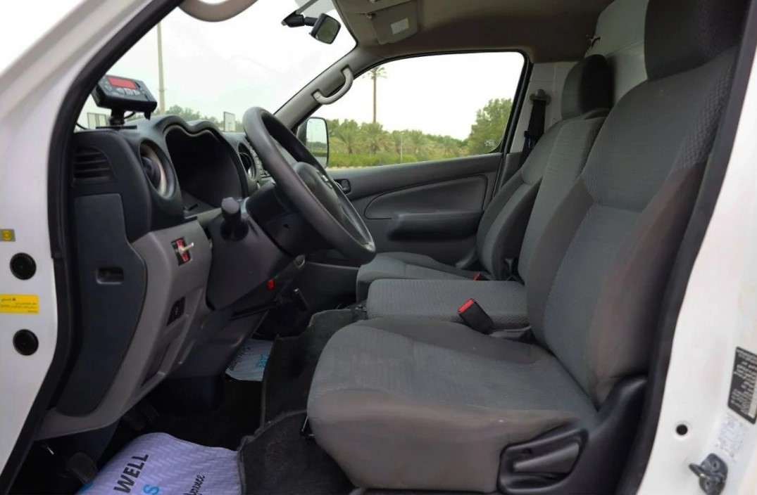 2017 Nissan Urvan Chiller Van NV350