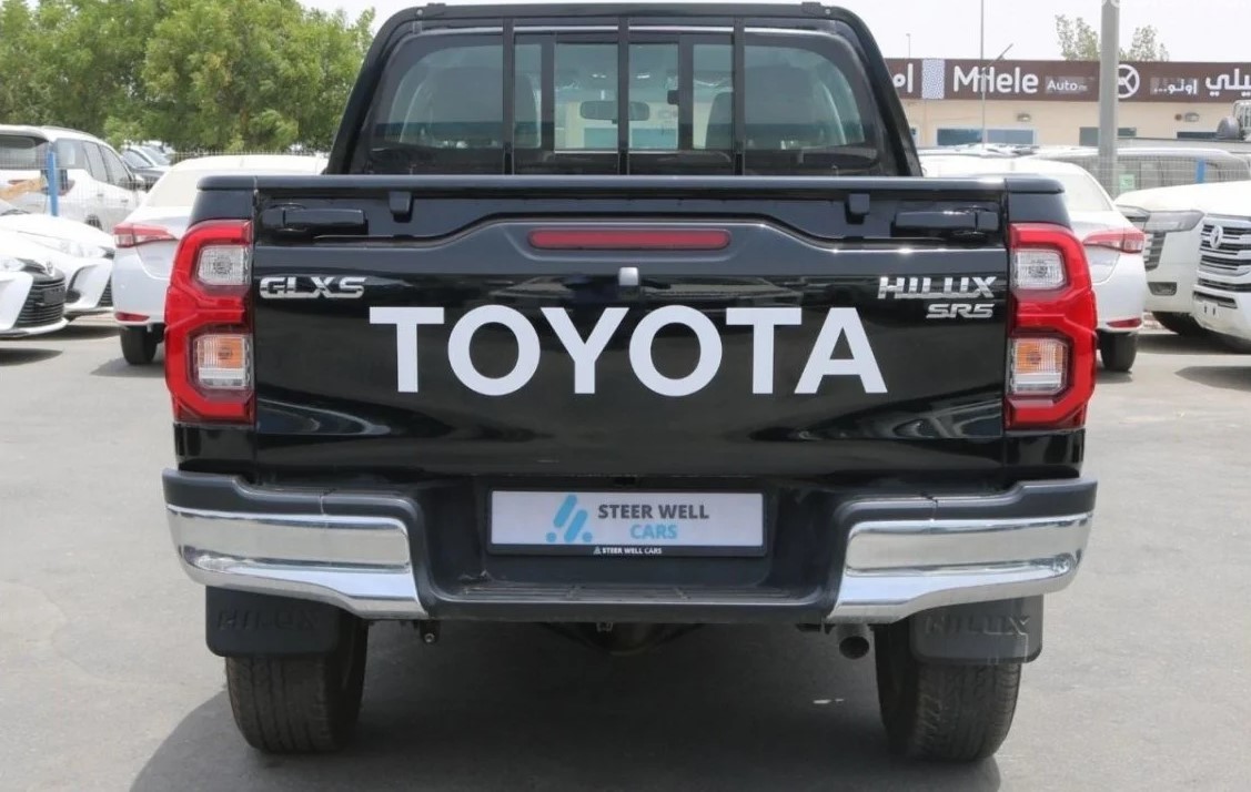 2022 Toyota Hilux GLX in Black for Sale in UAE