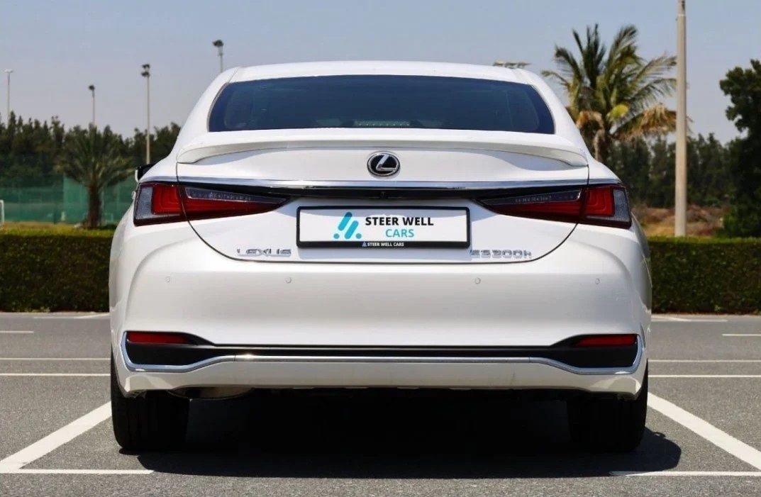 Lexus ES300 For Sale In UAE