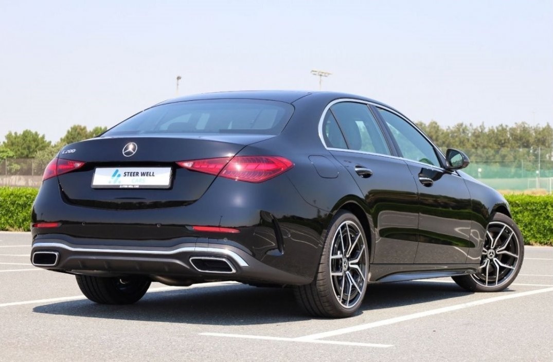 2023 Mercedes C200– Black