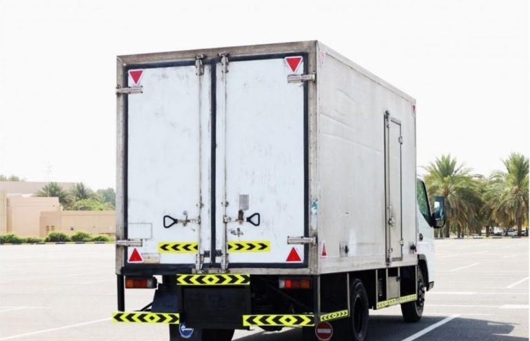 Insulated Box Truck For Sale In UAE