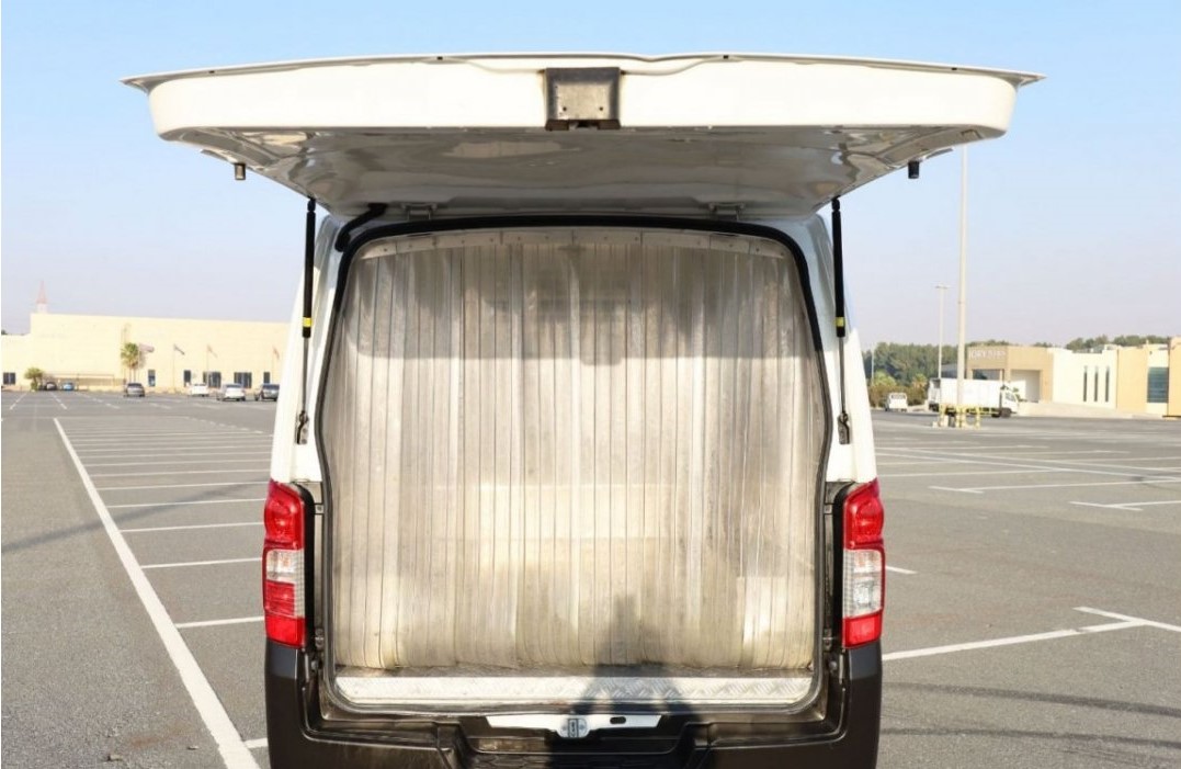 2019 Nissan Urvan Standard Roof