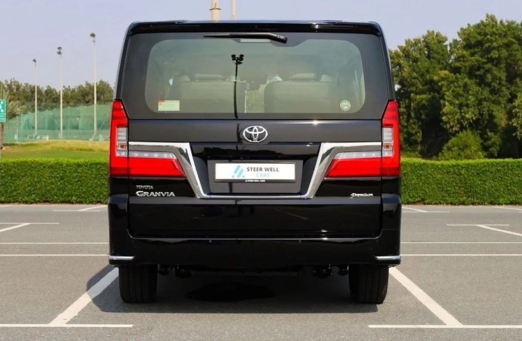 2023 Toyota Granvia For Sale in UAE