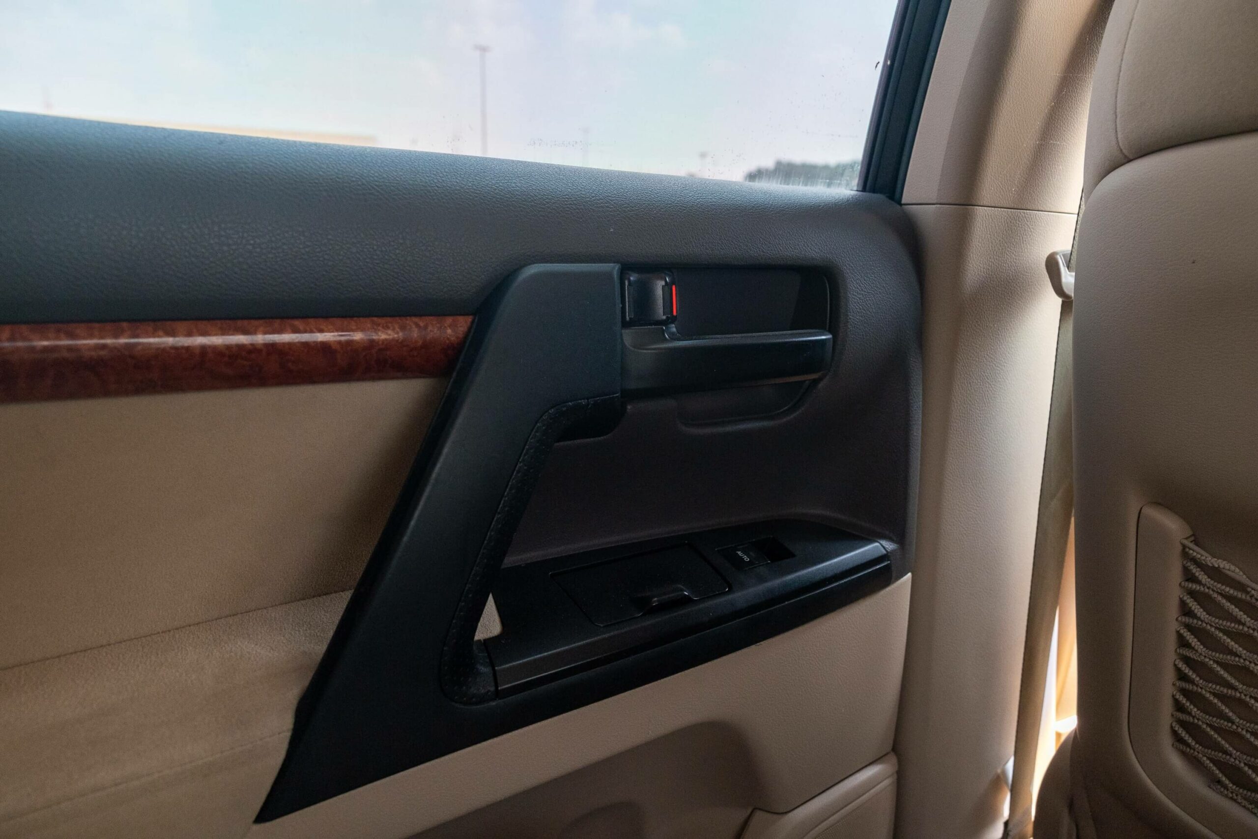 Toyota Land Cruiser 2013 – White