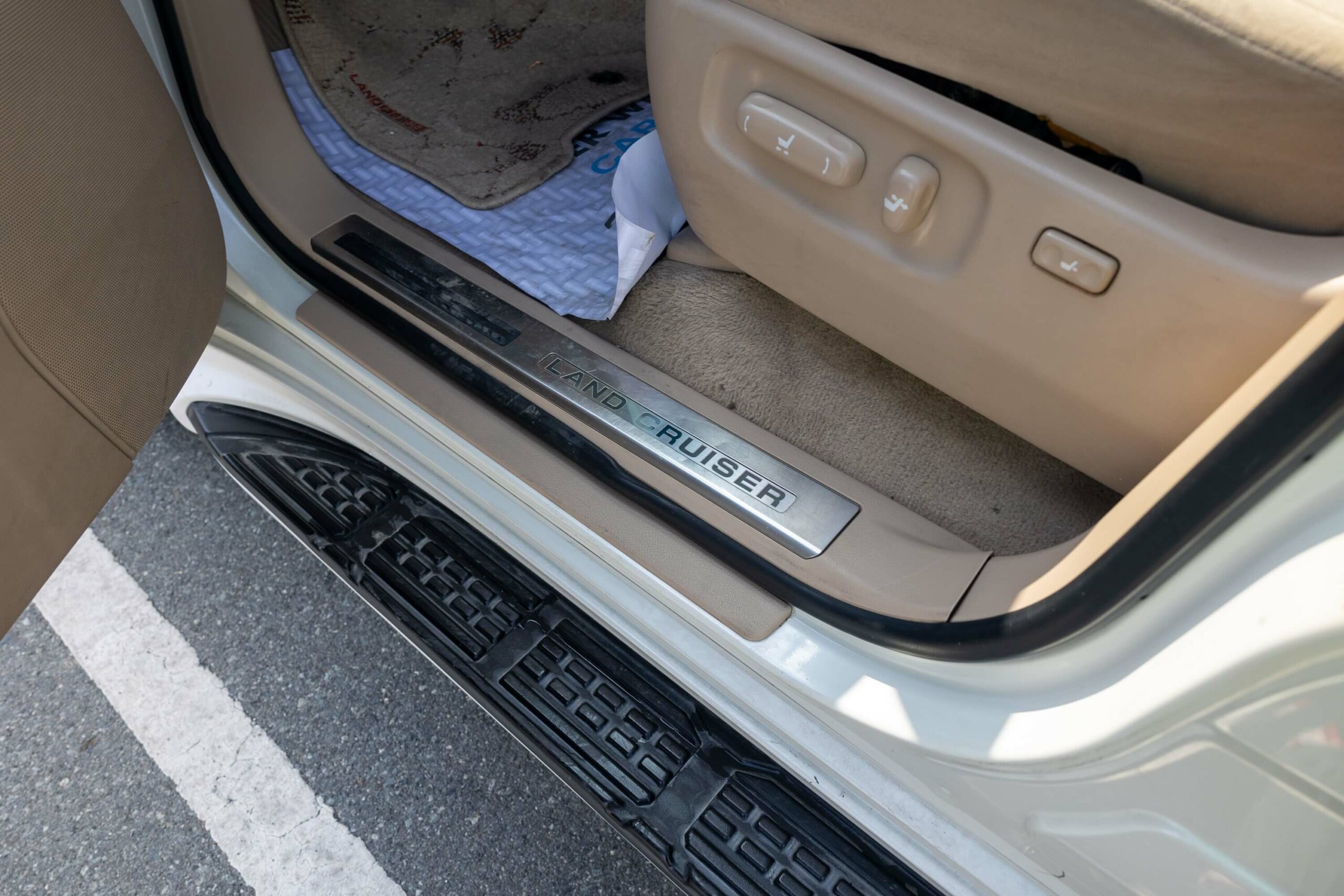 Toyota Land Cruiser 2013 – White