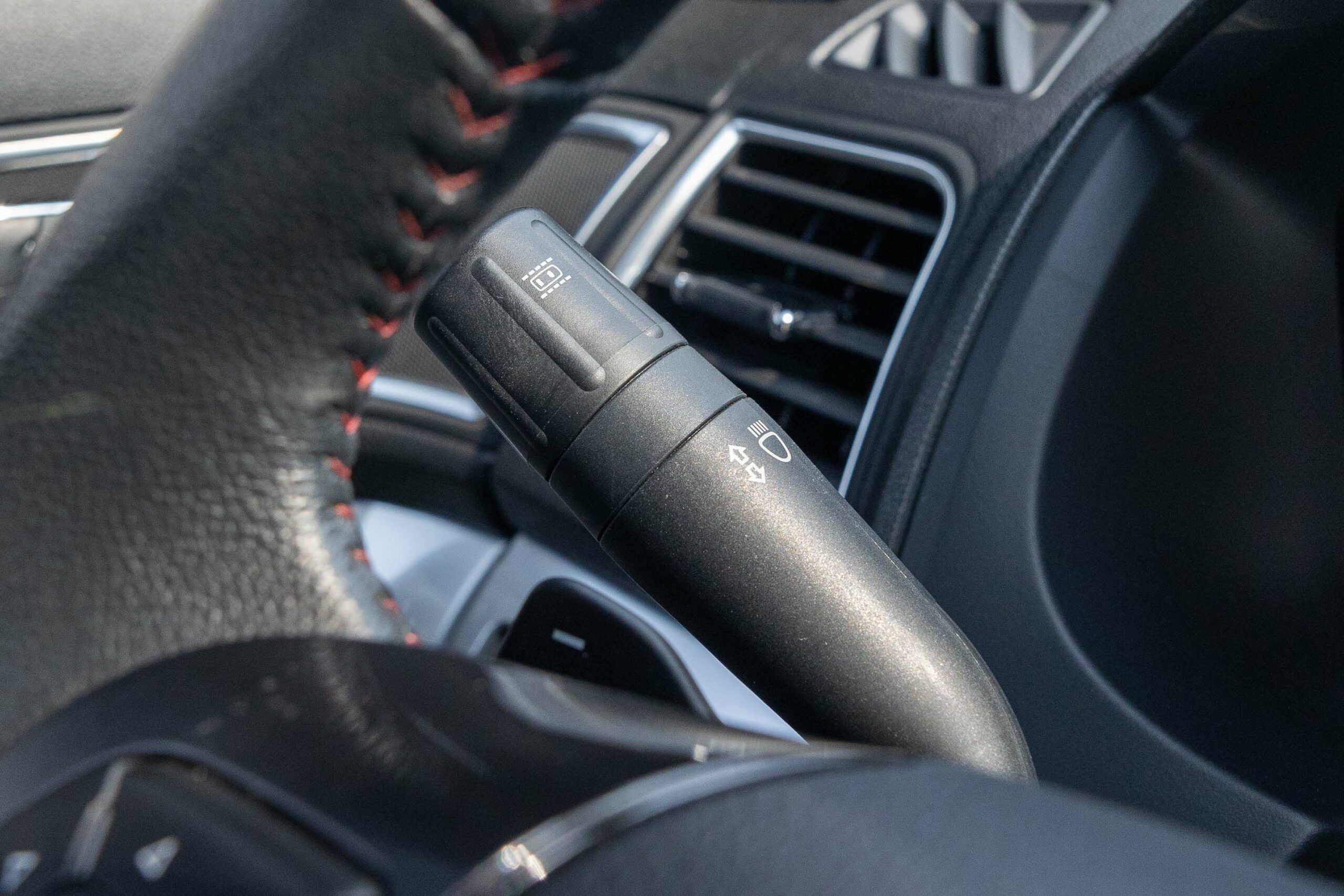 Ford Explorer Price in UAE