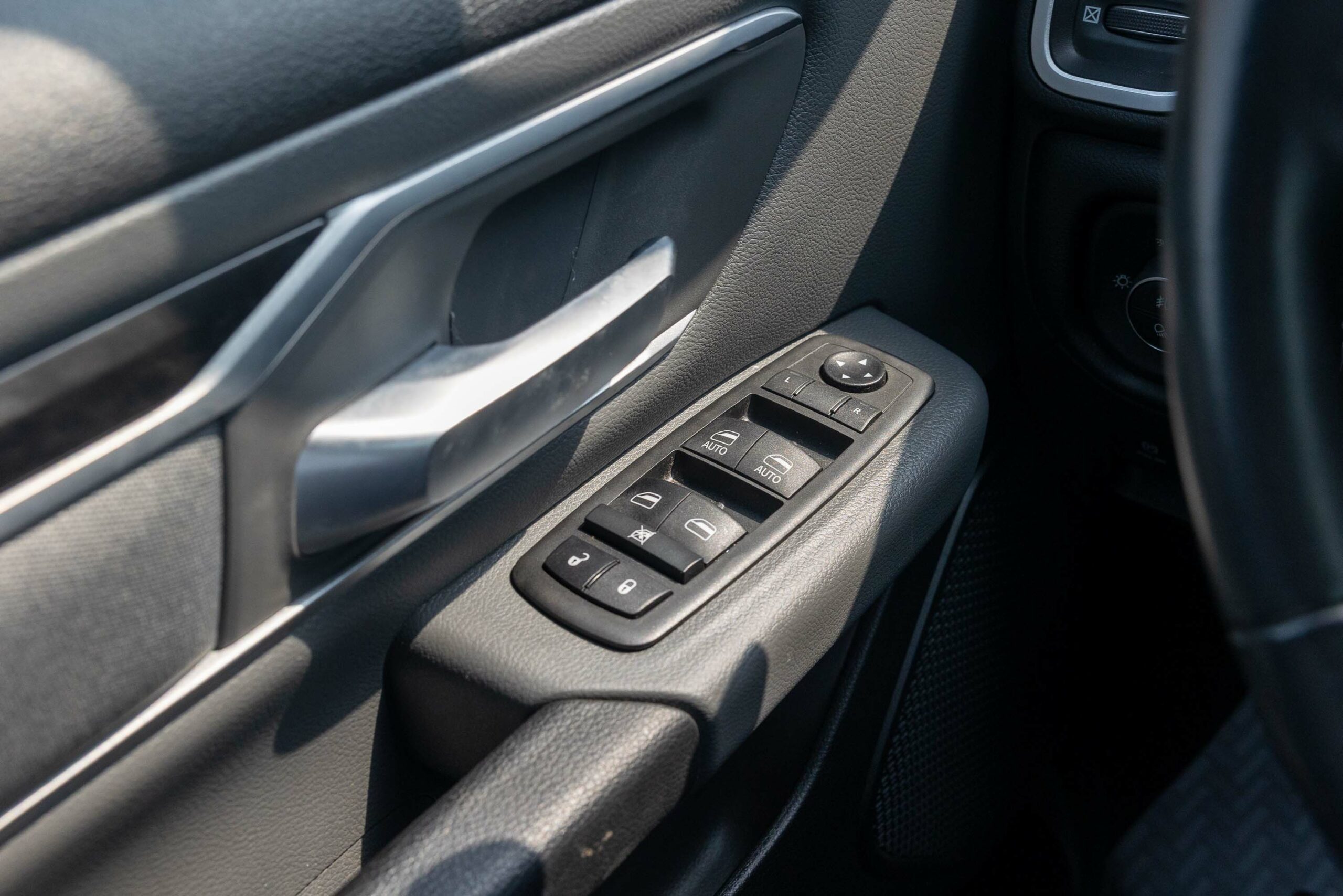 Dodge Ram Big Horn 2022 – Red