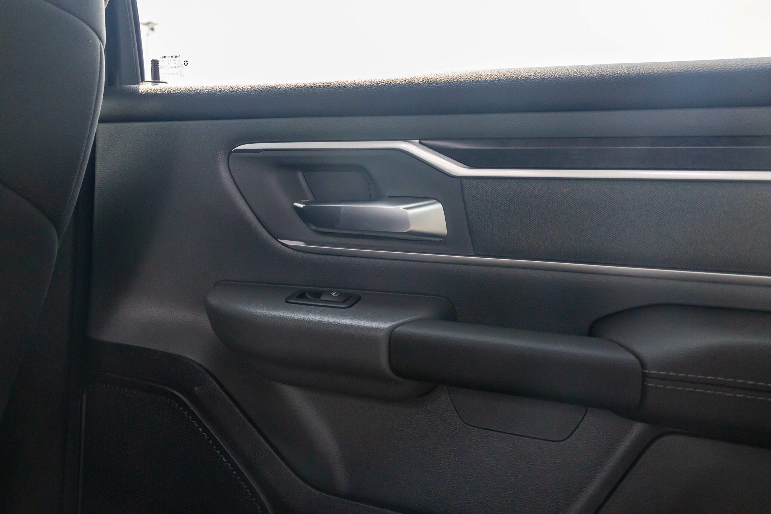 Dodge Ram Big Horn 2022 – Red