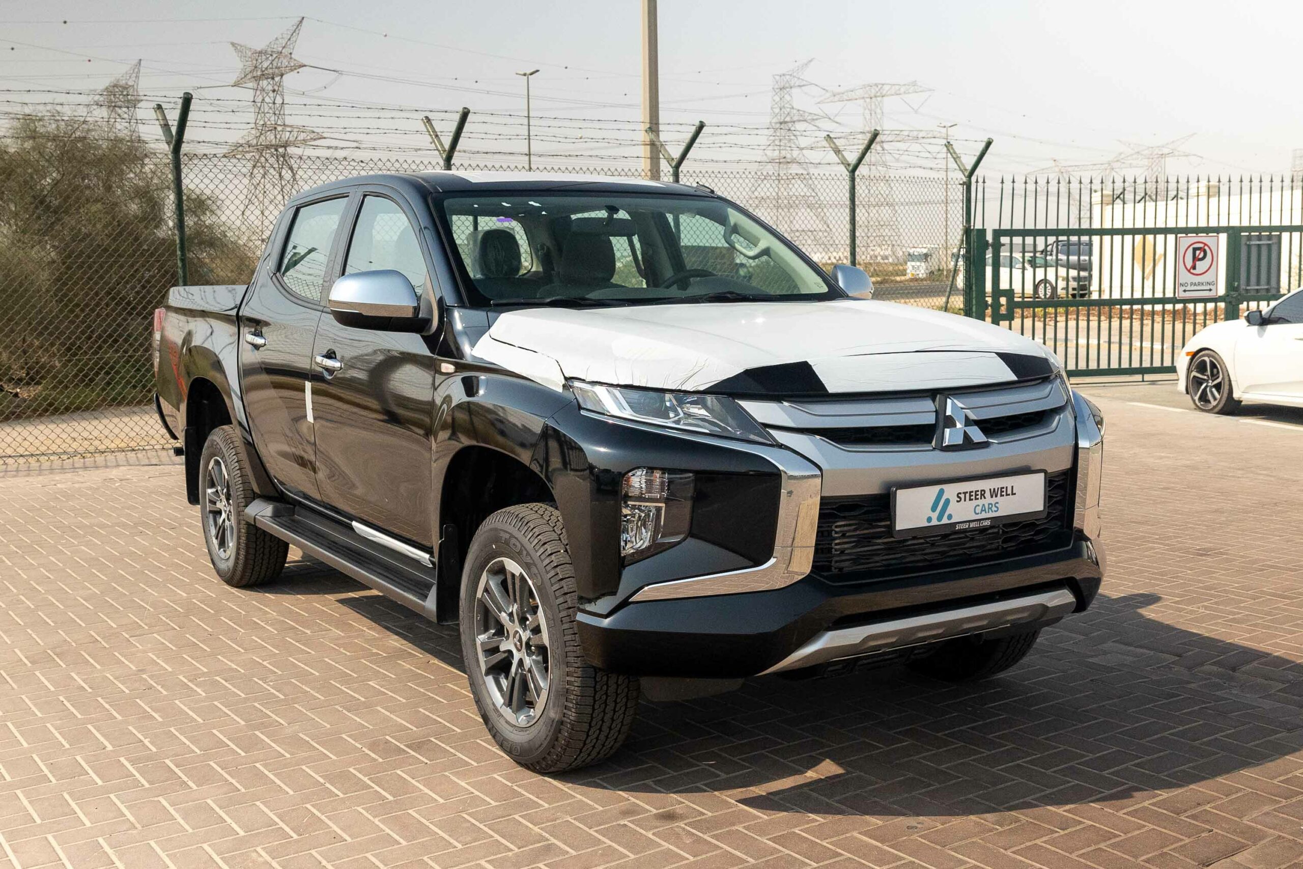 Mitsubishi L200 GLX 2023 – Black