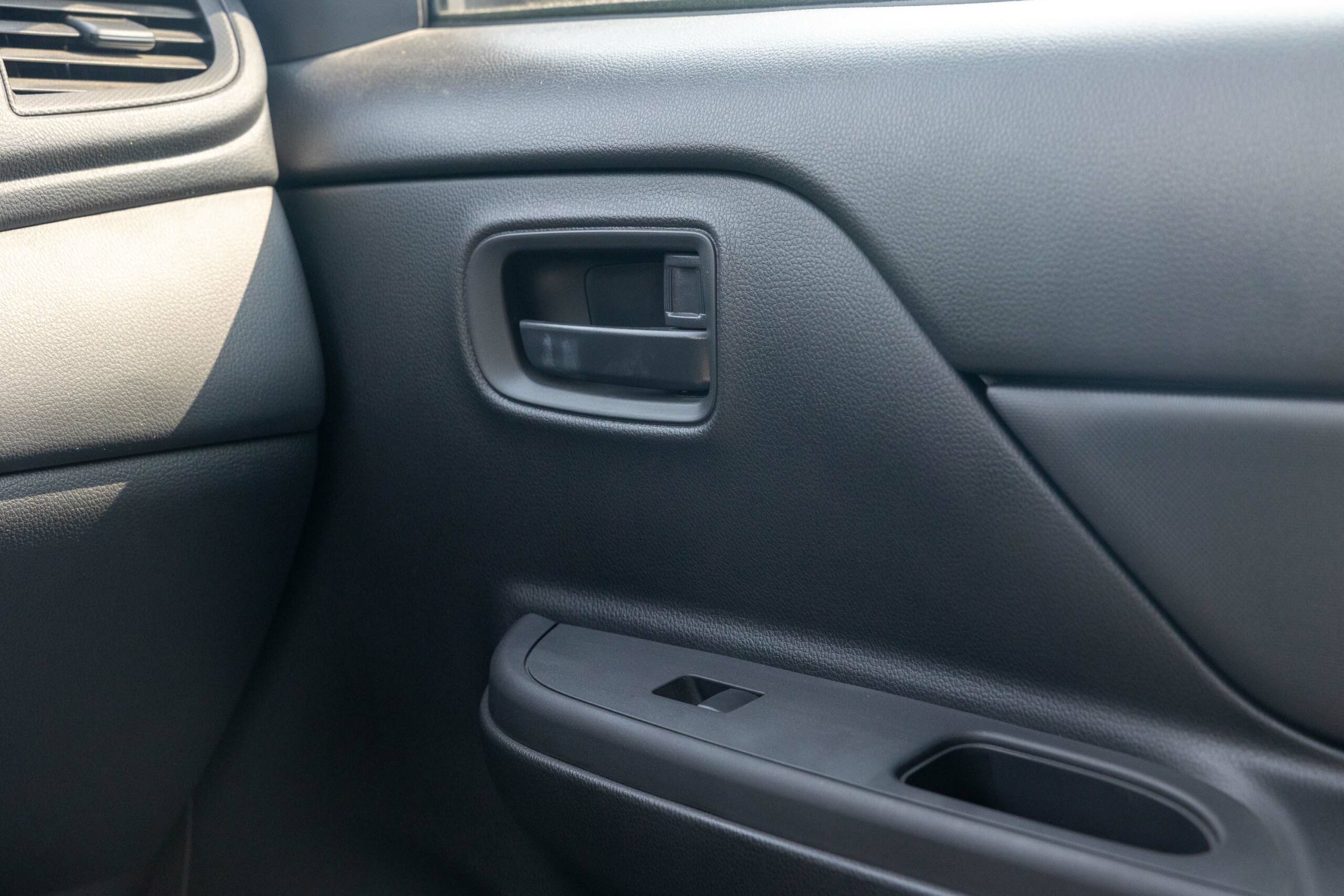 2023 Mitsubishi L200 for Slae In UAE