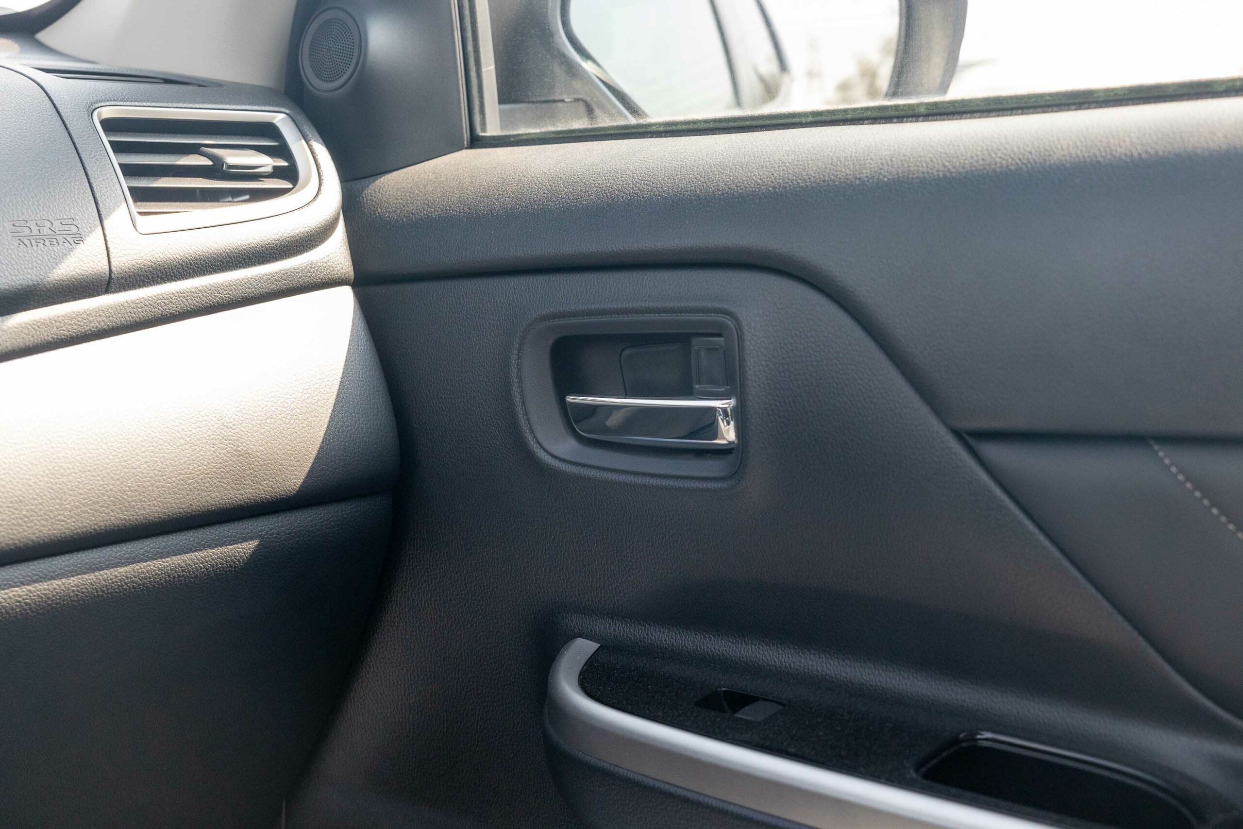 Mitsubishi L200 Sportero 2023 – GREY