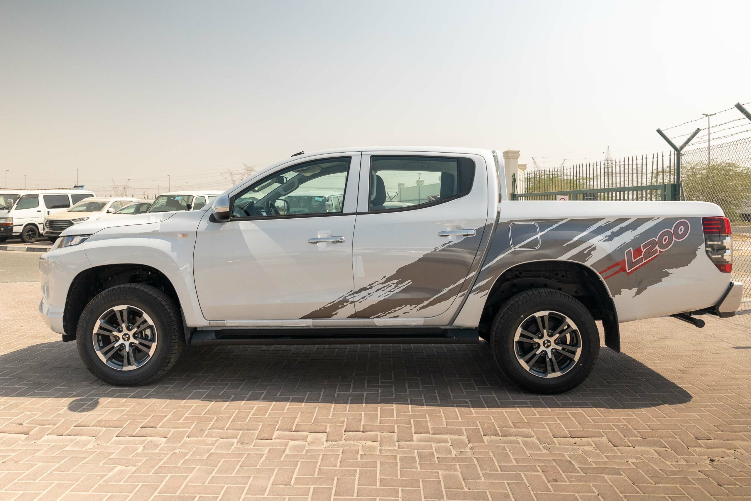 2023 Mitsubishi L200 GLX  – White