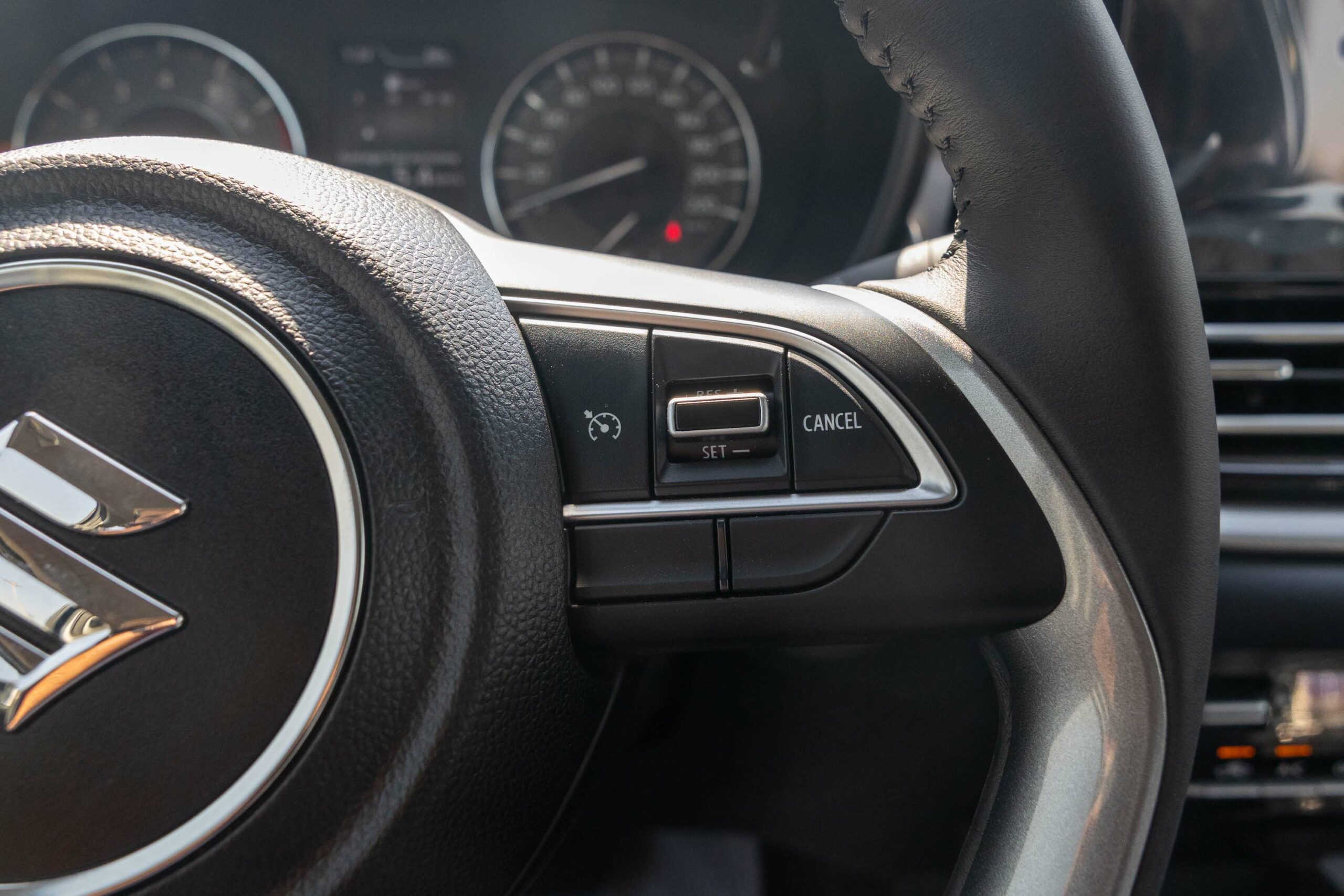 Suzuki Baleno GLX 2023 – White