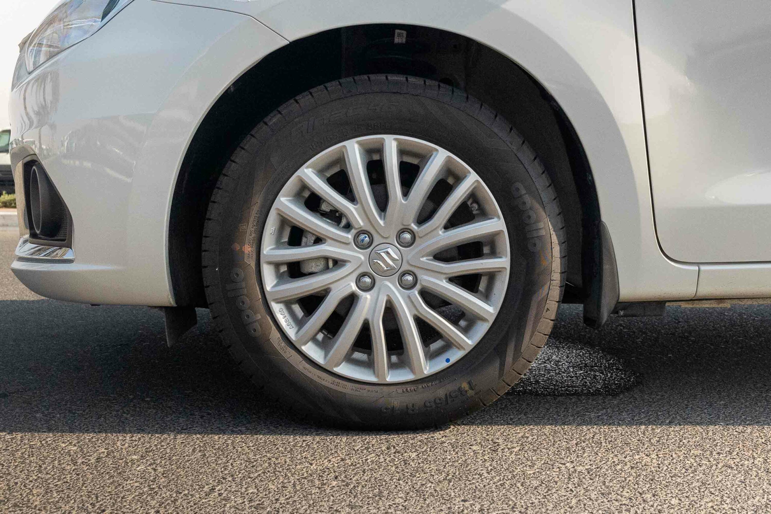 Suzuki Dzire 2023 GLX – White