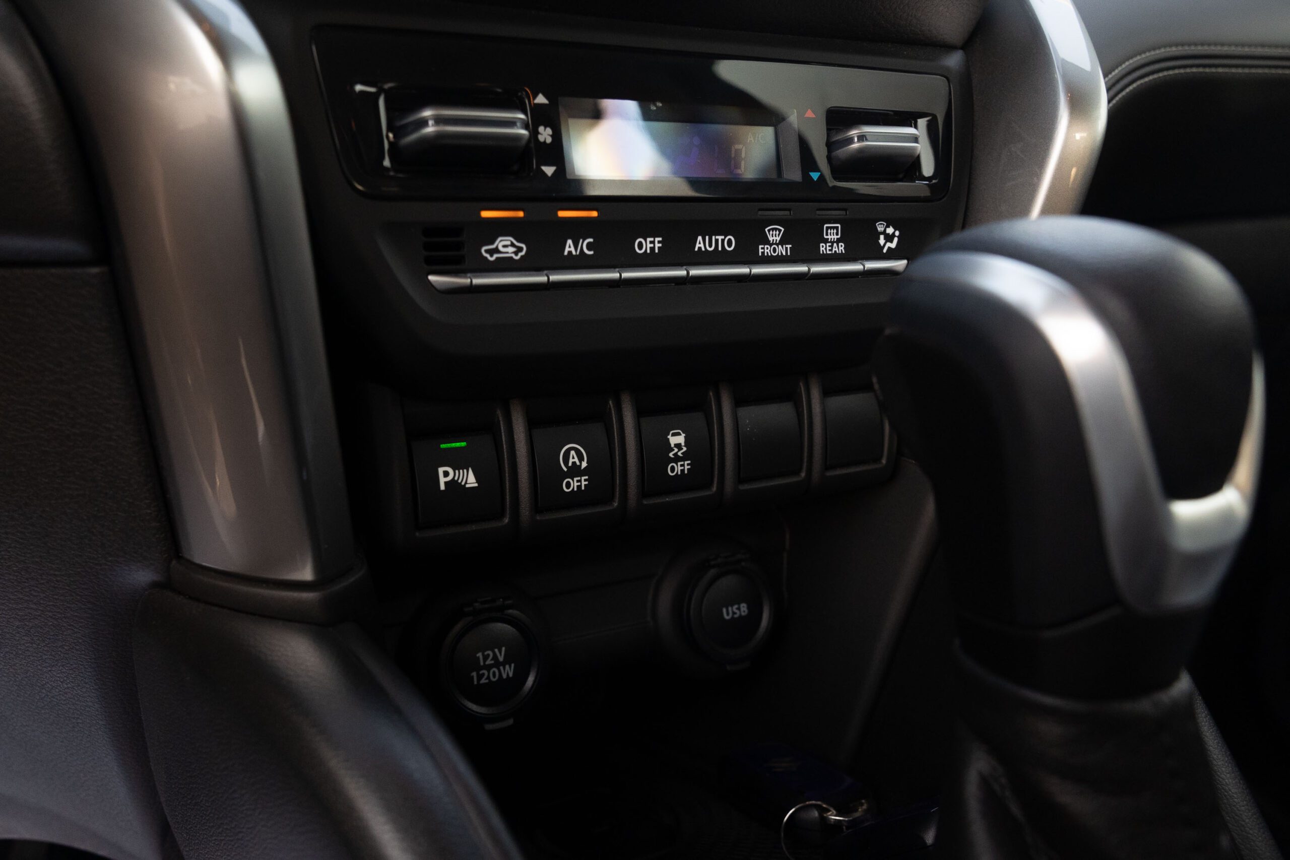 Suzuki Grand Vitara GLX 2023 – Grey