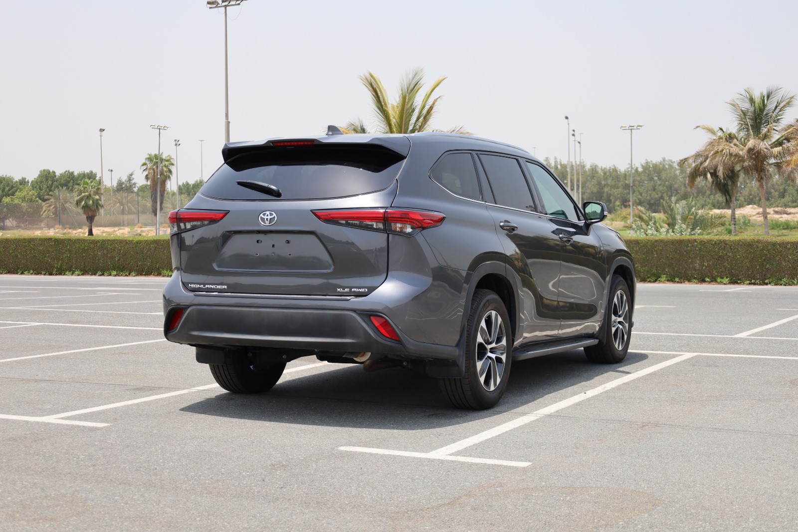 Toyota Highlander for Sale In UAE