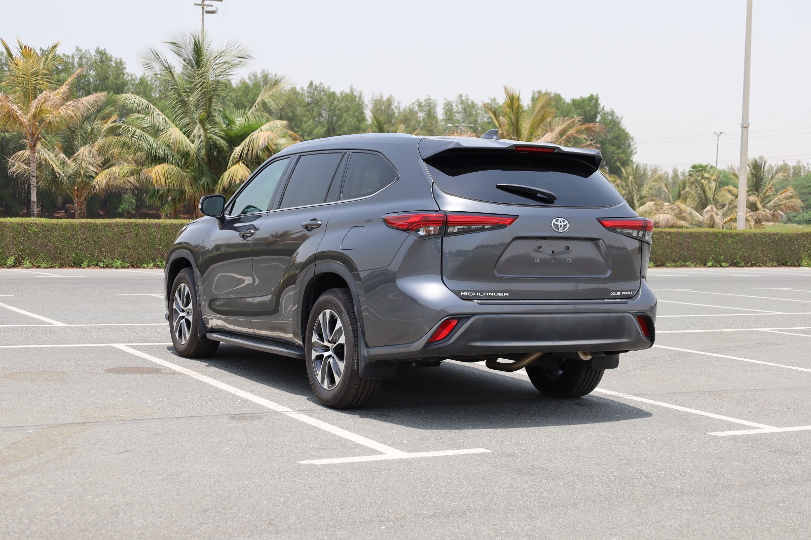 Toyota Highlander for Sale In UAE