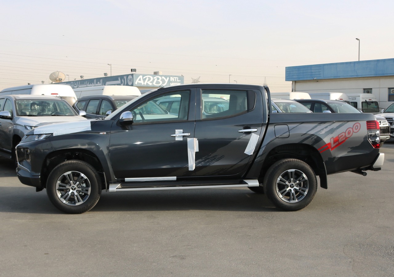 2023 Mitsubishi L200 For Sale In UAE