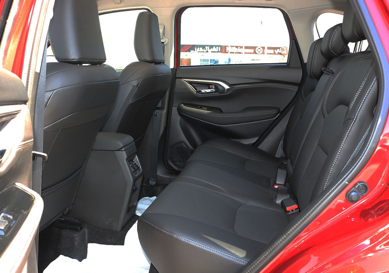 Suzuki Grand Vitara 2023 GLX – Red