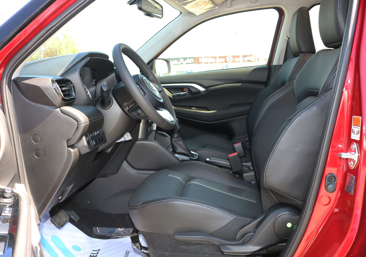 Suzuki Grand Vitara 2023 GLX – Red