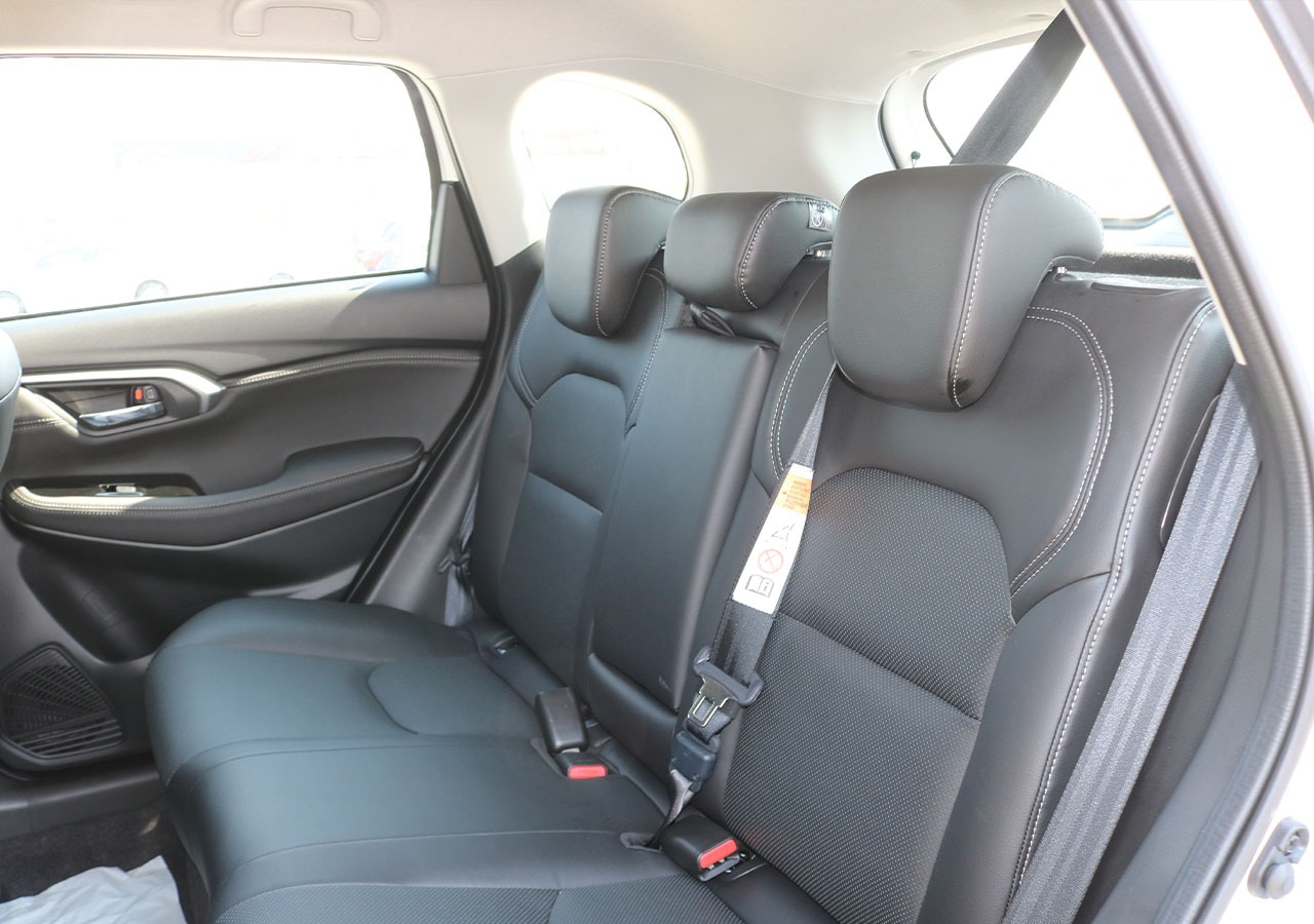 2023 Suzuki Grand Vitara GLX Hybrid – White