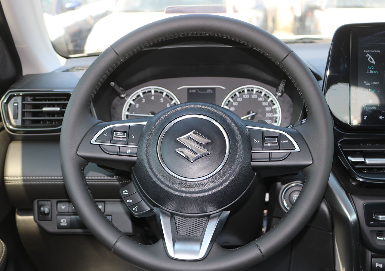 2023 Suzuki Grand Vitara for Sale in UAE