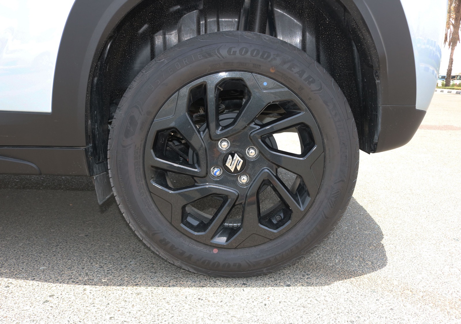 Suzuki Fronx GL 2024 – Silver