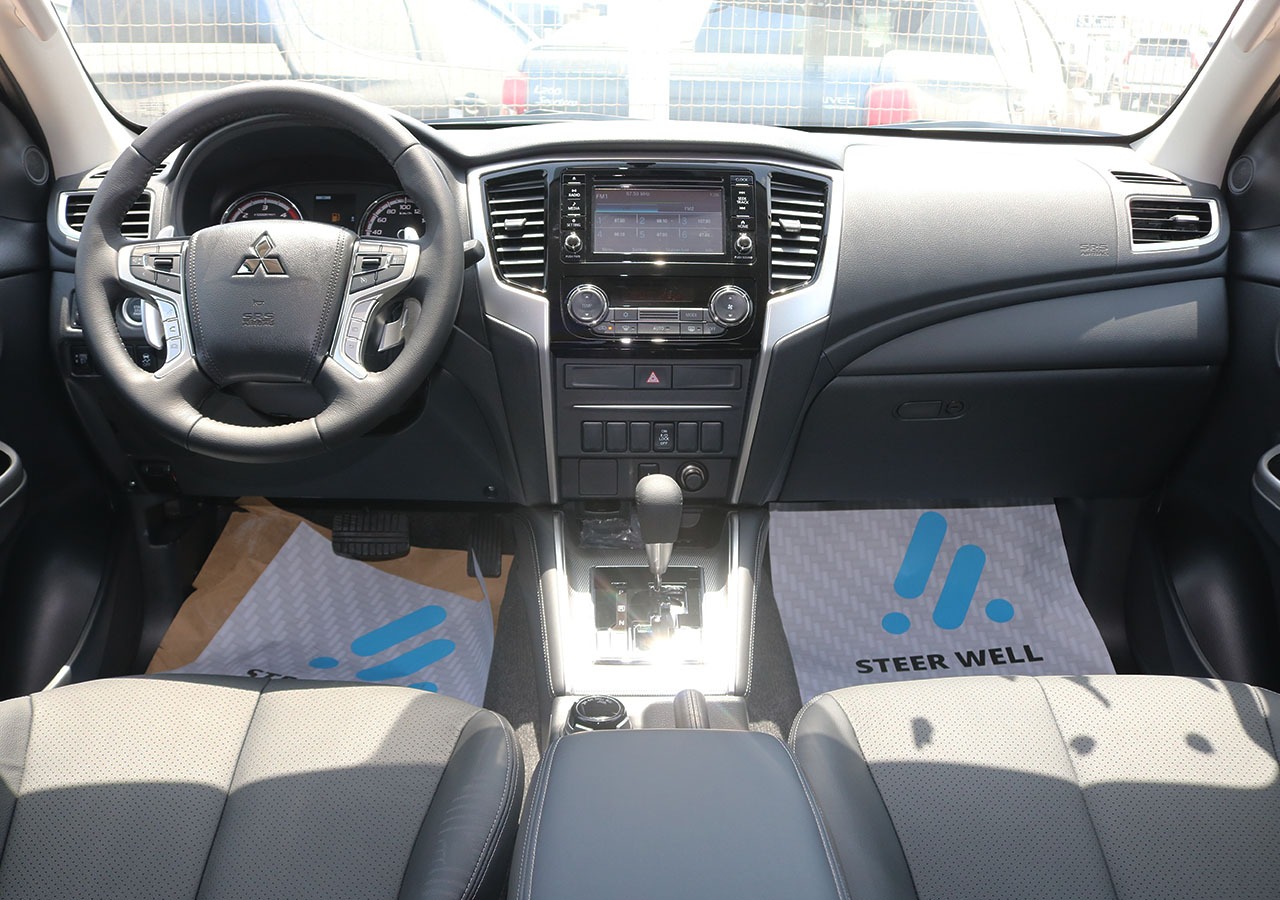 Mitsubishi L200 Sportero 2023 – GREY