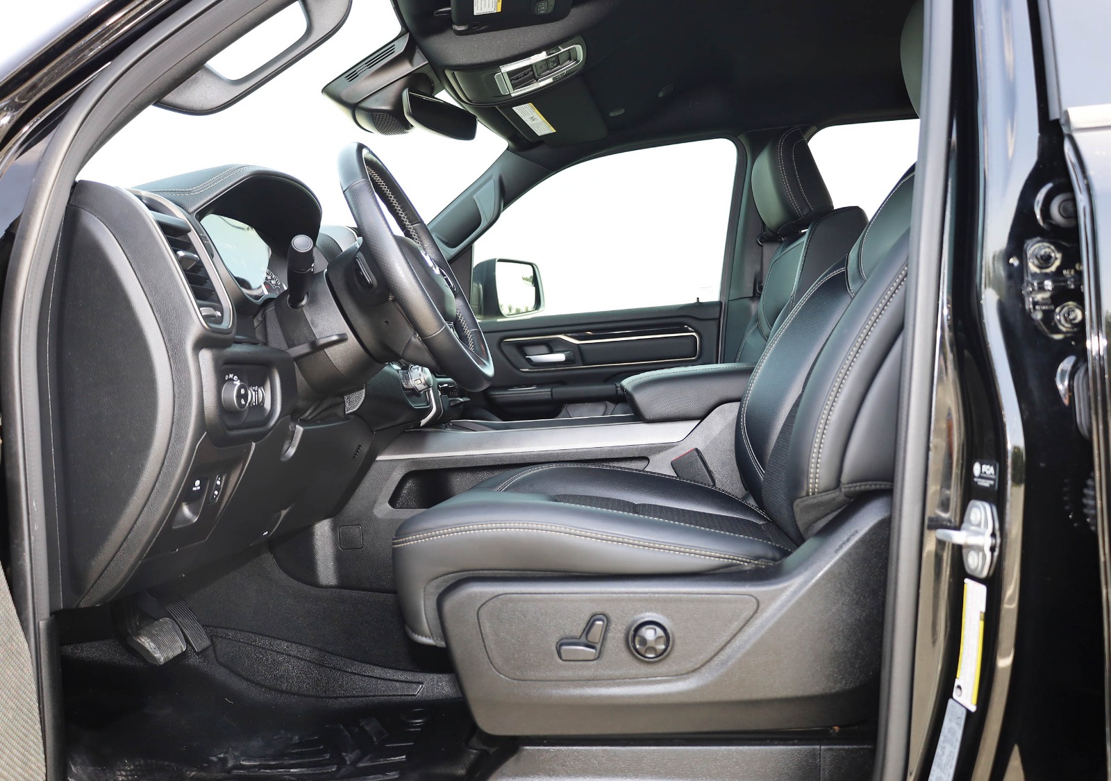 2022 Dodge Ram Sport  – Black