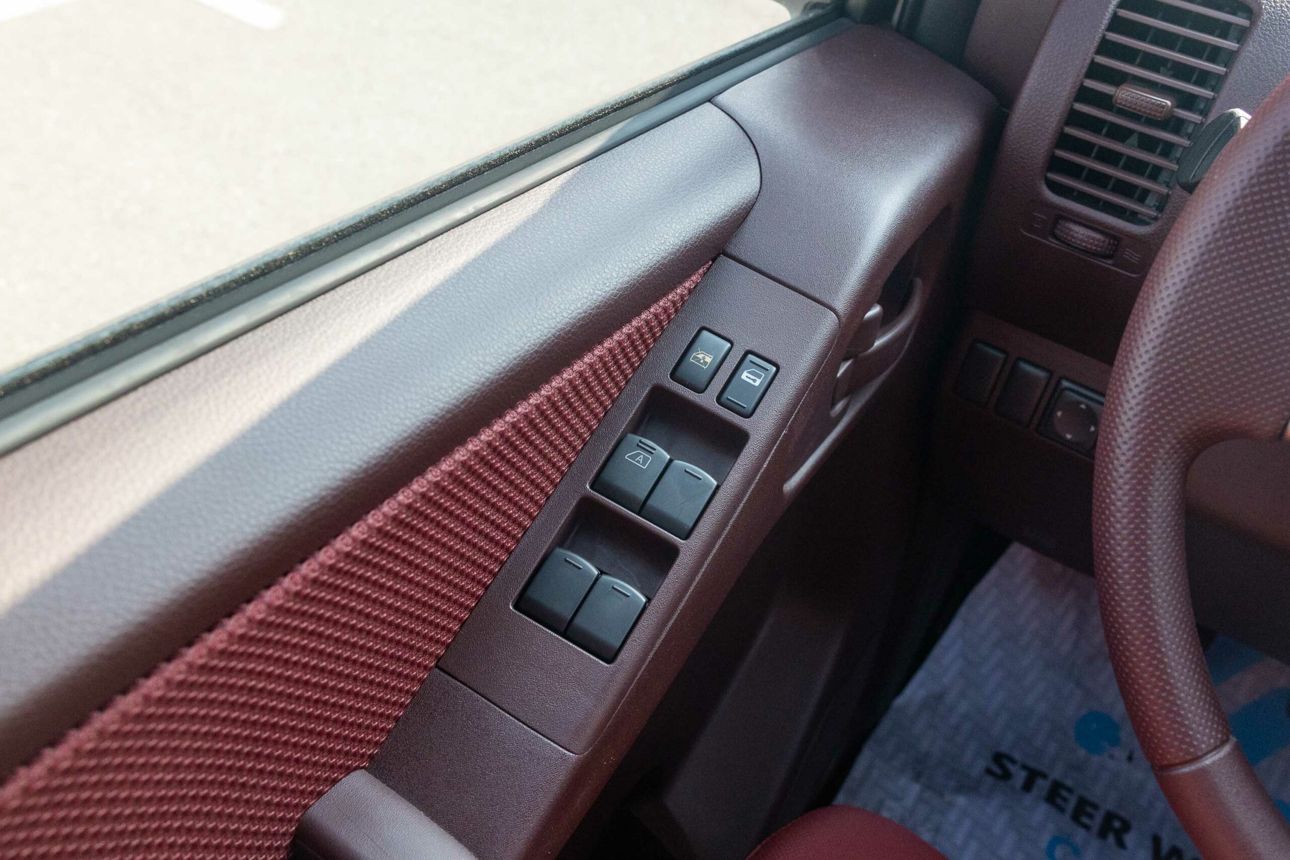 Nissan Navara Price In UAE