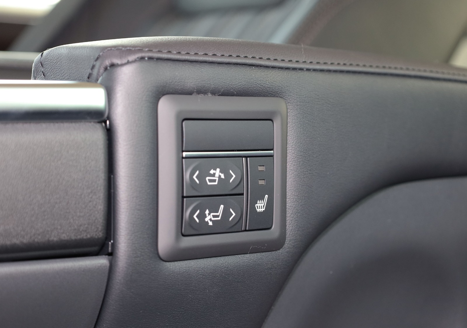 Toyota Granvia Price In UAE