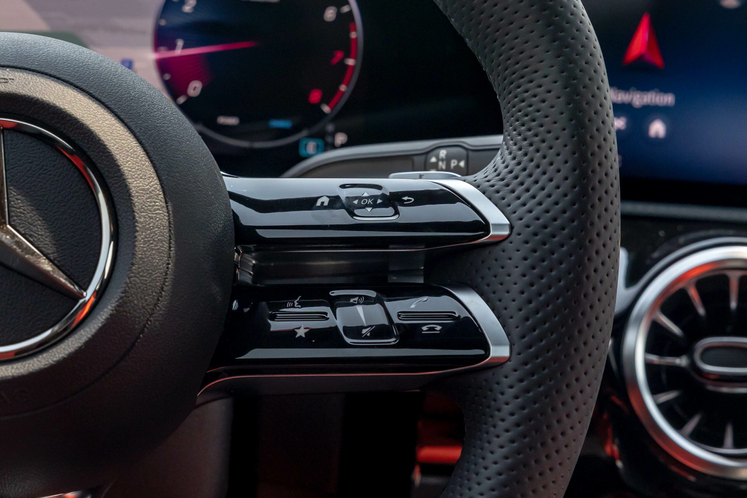 Mercedes Benz 2024 CLA 250  – White